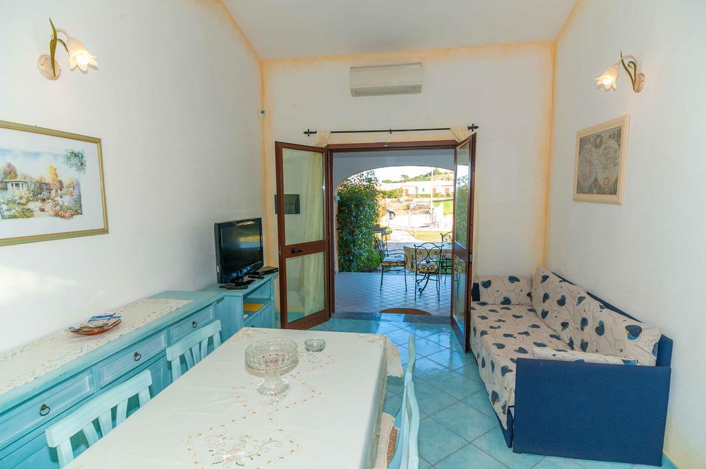 Apartamento I Villini Di Baia Sant'Anna Budoni Exterior foto