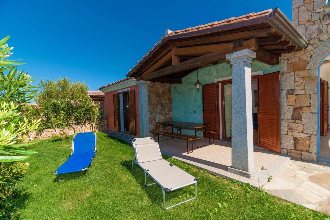 Apartamento I Villini Di Baia Sant'Anna Budoni Exterior foto