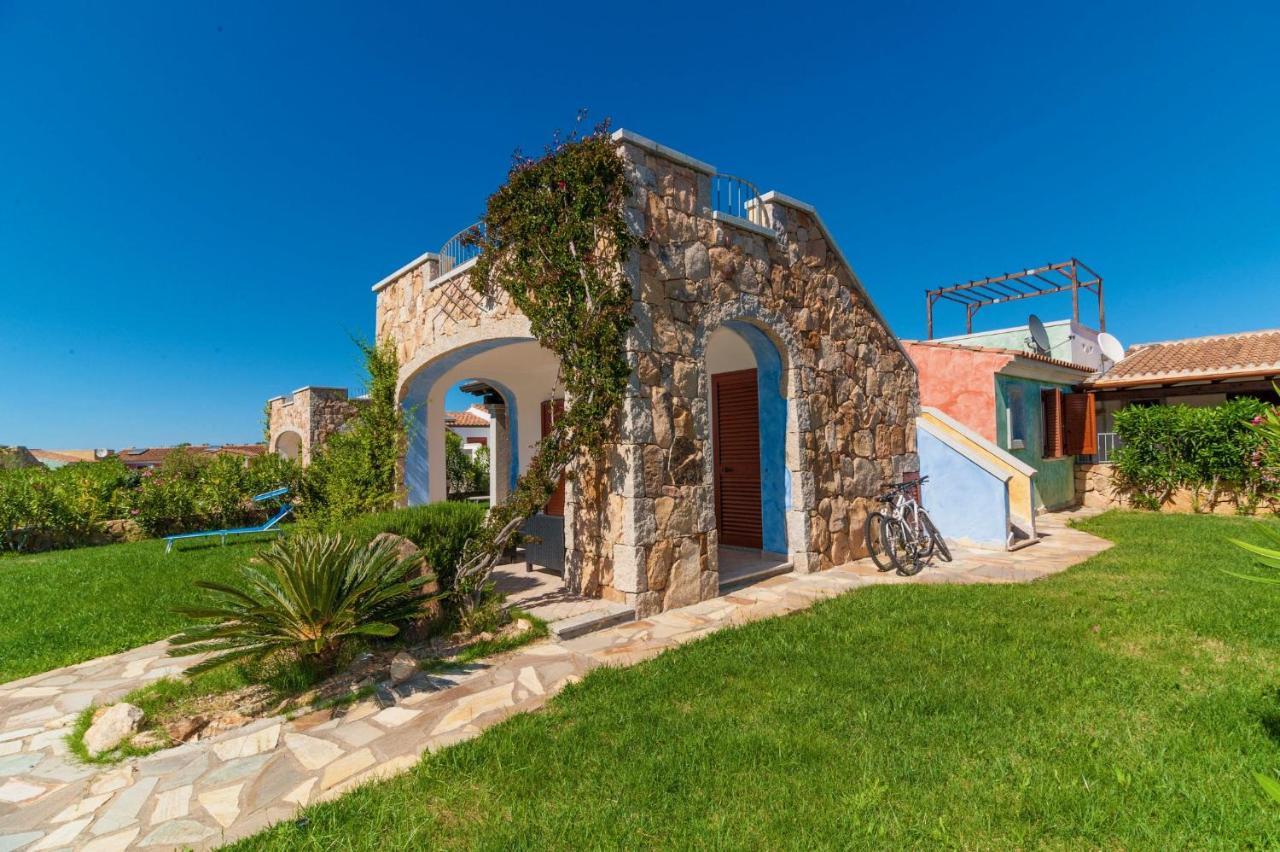 Apartamento I Villini Di Baia Sant'Anna Budoni Exterior foto